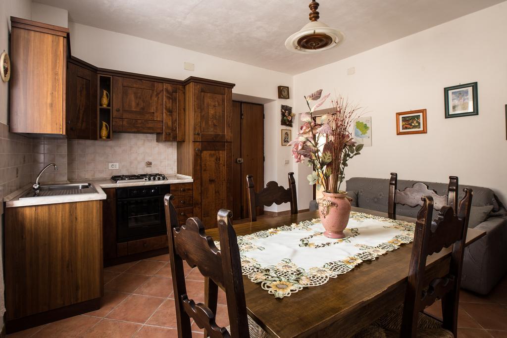 Casa Guaitoli Villa Bagni Di Petriolo Bagian luar foto
