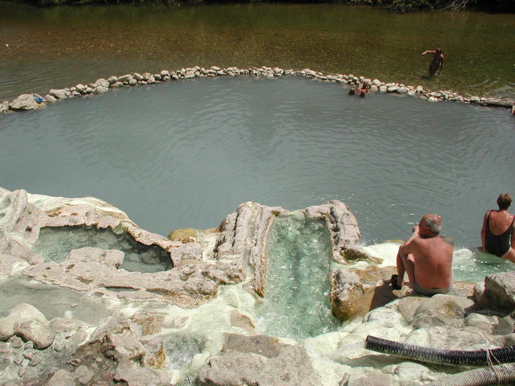 Casa Guaitoli Villa Bagni Di Petriolo Bagian luar foto